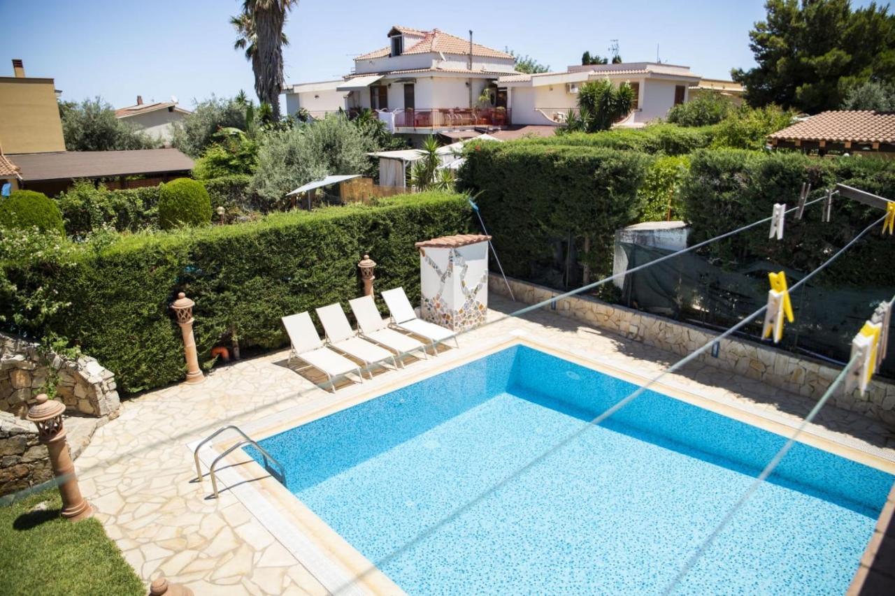 Dimora Fanale, Villa Esclusiva Con Piscina Privata - Fanale Rentals อัลตาวิลลา มิลิเชีย ภายนอก รูปภาพ